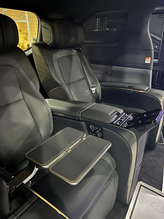 Lexus LM I, 2026 год, 24 000 000 рублей, 11 фотография