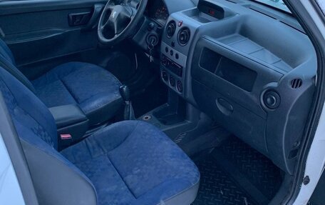 Peugeot Partner II рестайлинг 2, 2011 год, 355 000 рублей, 13 фотография