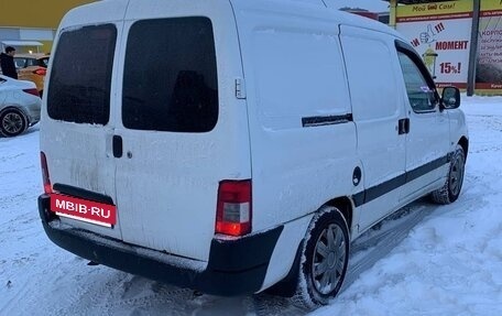 Peugeot Partner II рестайлинг 2, 2011 год, 355 000 рублей, 5 фотография