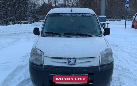 Peugeot Partner II рестайлинг 2, 2011 год, 355 000 рублей, 8 фотография