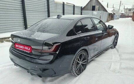 BMW 3 серия, 2019 год, 3 300 000 рублей, 3 фотография