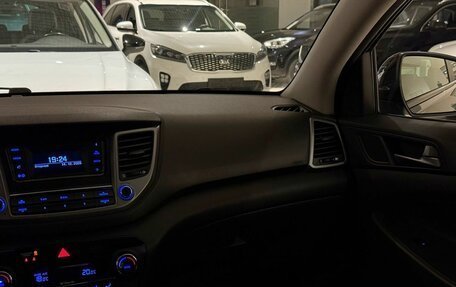 Hyundai Tucson III, 2016 год, 1 699 000 рублей, 12 фотография