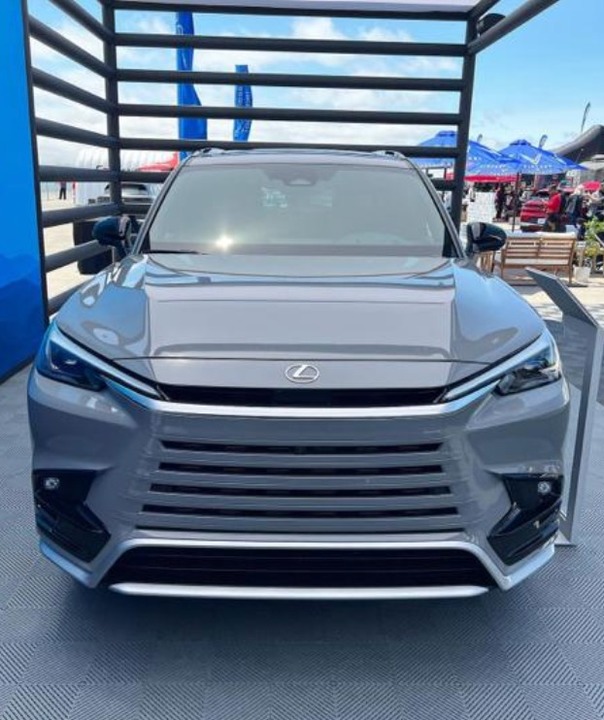 Lexus TX, 2026 год, 13 000 000 рублей, 1 фотография