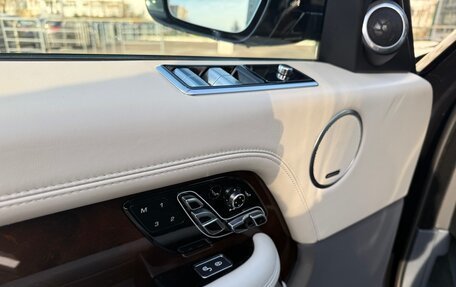 Land Rover Range Rover IV рестайлинг, 2018 год, 8 200 000 рублей, 40 фотография