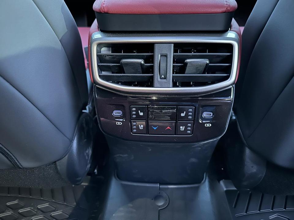 Lexus RX IV рестайлинг, 2026 год, 12 500 000 рублей, 13 фотография