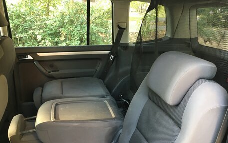 Volkswagen Touran III, 2012 год, 920 000 рублей, 16 фотография