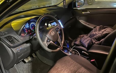 Hyundai Solaris II рестайлинг, 2016 год, 9 000 000 рублей, 6 фотография