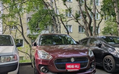 Suzuki Swift V, 2018 год, 1 400 000 рублей, 2 фотография