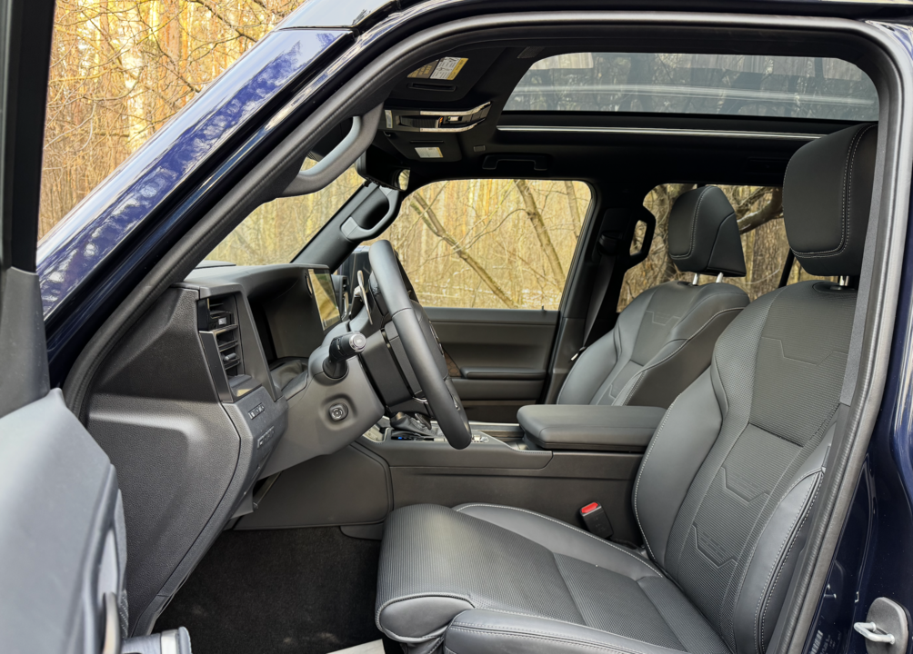 Lexus GX II рестайлинг 2, 2024 год, 15 000 000 рублей, 17 фотография