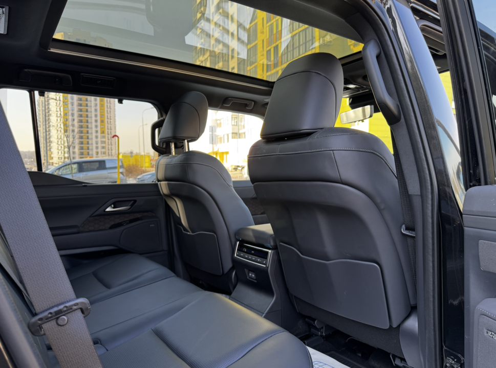 Lexus GX II рестайлинг 2, 2024 год, 15 000 000 рублей, 5 фотография