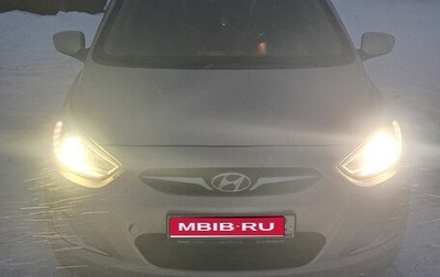 Hyundai Solaris II рестайлинг, 2013 год, 750 000 рублей, 1 фотография