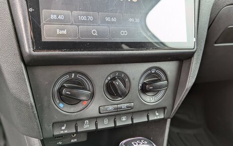 Skoda Rapid I, 2015 год, 820 000 рублей, 17 фотография