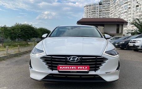 Hyundai Sonata VIII, 2021 год, 2 900 000 рублей, 2 фотография