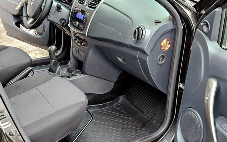 Renault Sandero II рестайлинг, 2017 год, 850 000 рублей, 24 фотография