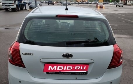 KIA cee'd I рестайлинг, 2011 год, 570 000 рублей, 10 фотография