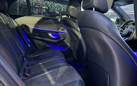 Mercedes-Benz E-Класс, 2021 год, 3 900 000 рублей, 7 фотография