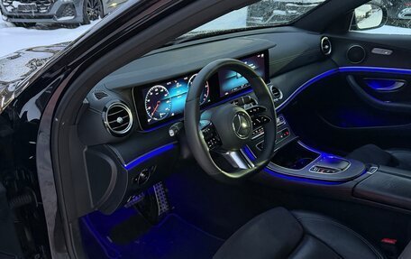 Mercedes-Benz E-Класс, 2021 год, 3 900 000 рублей, 8 фотография