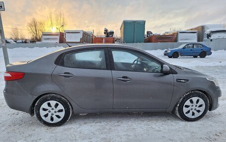KIA Rio III рестайлинг, 2014 год, 750 000 рублей, 2 фотография