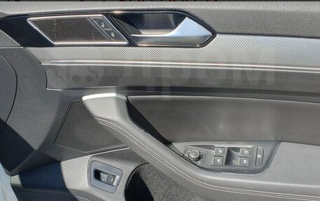 Volkswagen Passat B8 рестайлинг, 2015 год, 1 590 000 рублей, 32 фотография