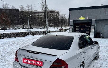 Mercedes-Benz E-Класс, 2002 год, 520 000 рублей, 5 фотография