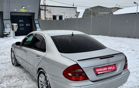Mercedes-Benz E-Класс, 2002 год, 520 000 рублей, 6 фотография