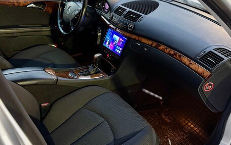 Mercedes-Benz E-Класс, 2002 год, 520 000 рублей, 14 фотография