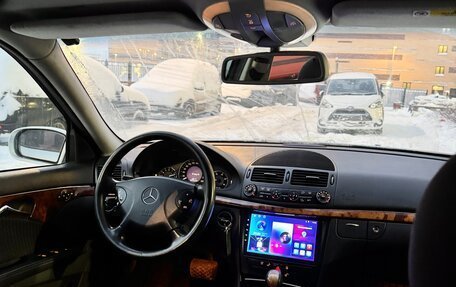 Mercedes-Benz E-Класс, 2002 год, 520 000 рублей, 13 фотография