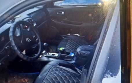 Hyundai Sonata IV рестайлинг, 2004 год, 230 000 рублей, 9 фотография