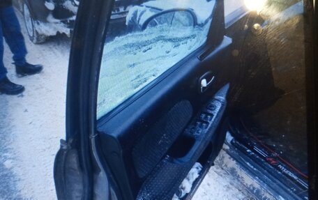 Hyundai Sonata IV рестайлинг, 2004 год, 230 000 рублей, 10 фотография