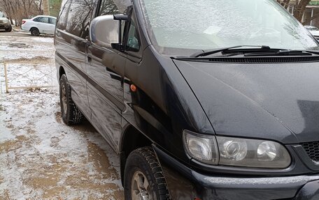 Mitsubishi Delica IV, 2002 год, 1 280 000 рублей, 2 фотография