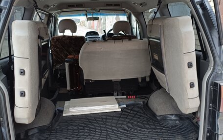 Mitsubishi Delica IV, 2002 год, 1 280 000 рублей, 9 фотография