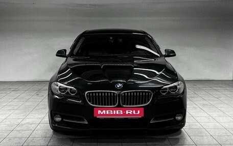 BMW 5 серия, 2015 год, 1 980 000 рублей, 2 фотография