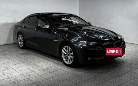 BMW 5 серия, 2015 год, 1 980 000 рублей, 3 фотография