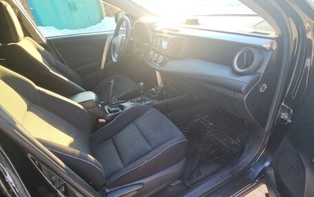 Toyota RAV4, 2016 год, 2 250 000 рублей, 12 фотография