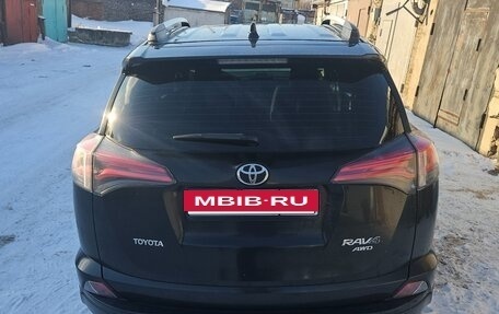 Toyota RAV4, 2016 год, 2 250 000 рублей, 2 фотография