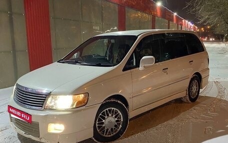 Nissan Bassara, 2001 год, 560 000 рублей, 3 фотография