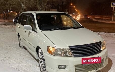 Nissan Bassara, 2001 год, 560 000 рублей, 4 фотография