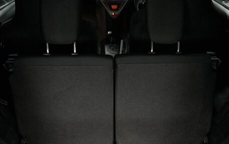 Toyota iQ, 2010 год, 889 000 рублей, 10 фотография