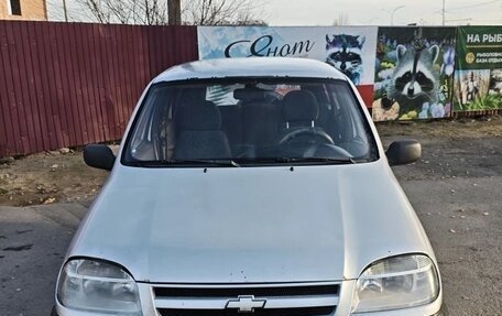 Chevrolet Niva I рестайлинг, 2005 год, 330 000 рублей, 3 фотография