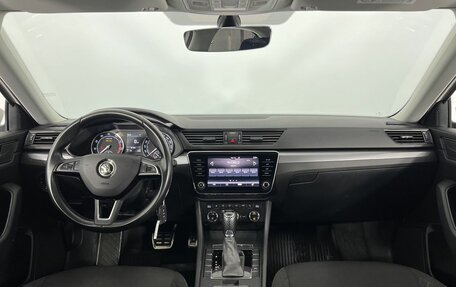Skoda Superb III рестайлинг, 2019 год, 1 845 000 рублей, 15 фотография
