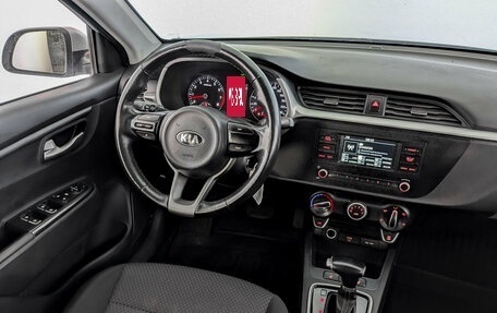 KIA Rio IV, 2021 год, 895 000 рублей, 28 фотография