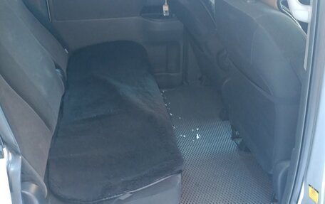 Toyota Noah III, 2009 год, 1 270 000 рублей, 9 фотография