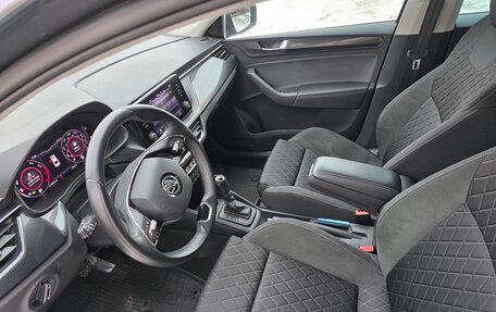 Skoda Rapid II, 2021 год, 1 900 000 рублей, 11 фотография