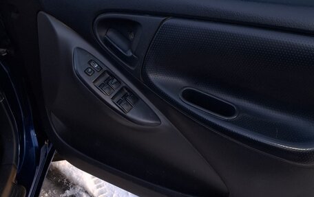 Toyota Vitz, 2003 год, 380 000 рублей, 7 фотография