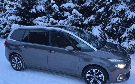 Citroen C4 Picasso II рестайлинг, 2017 год, 1 459 000 рублей, 3 фотография