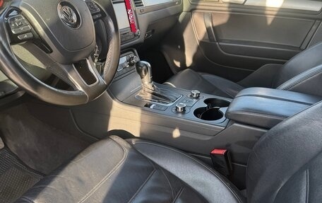 Volkswagen Touareg III, 2011 год, 1 749 000 рублей, 7 фотография