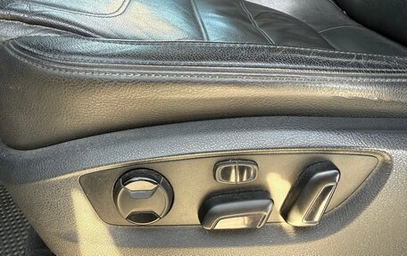 Volkswagen Touareg III, 2011 год, 1 749 000 рублей, 14 фотография