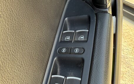 Volkswagen Touareg III, 2011 год, 1 749 000 рублей, 11 фотография