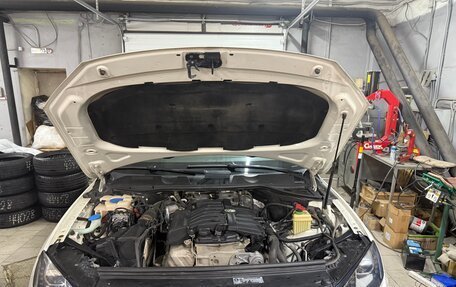 Volkswagen Touareg III, 2011 год, 1 749 000 рублей, 20 фотография