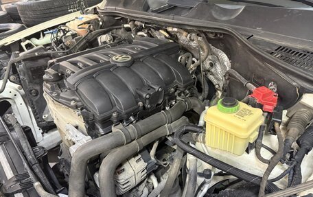 Volkswagen Touareg III, 2011 год, 1 749 000 рублей, 21 фотография